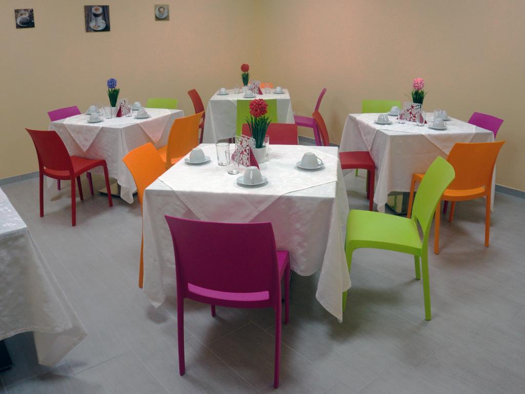 Affittacamere Rooms Di Matteo San Paolo di Iesi Ngoại thất bức ảnh