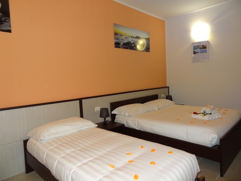 Affittacamere Rooms Di Matteo San Paolo di Iesi Ngoại thất bức ảnh